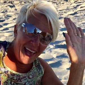 Meet your Posher, Christiane